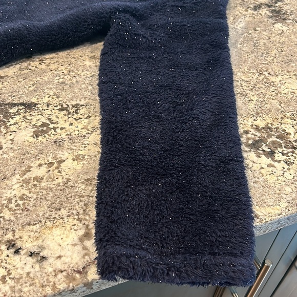 D&Co/ Denim + company sherpa material with sparkly material - Picture 2 of 5